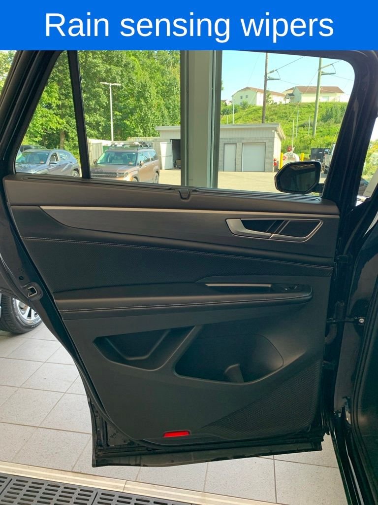 2024 Volkswagen Atlas Cross Sport SE w/Tech - Photo 13