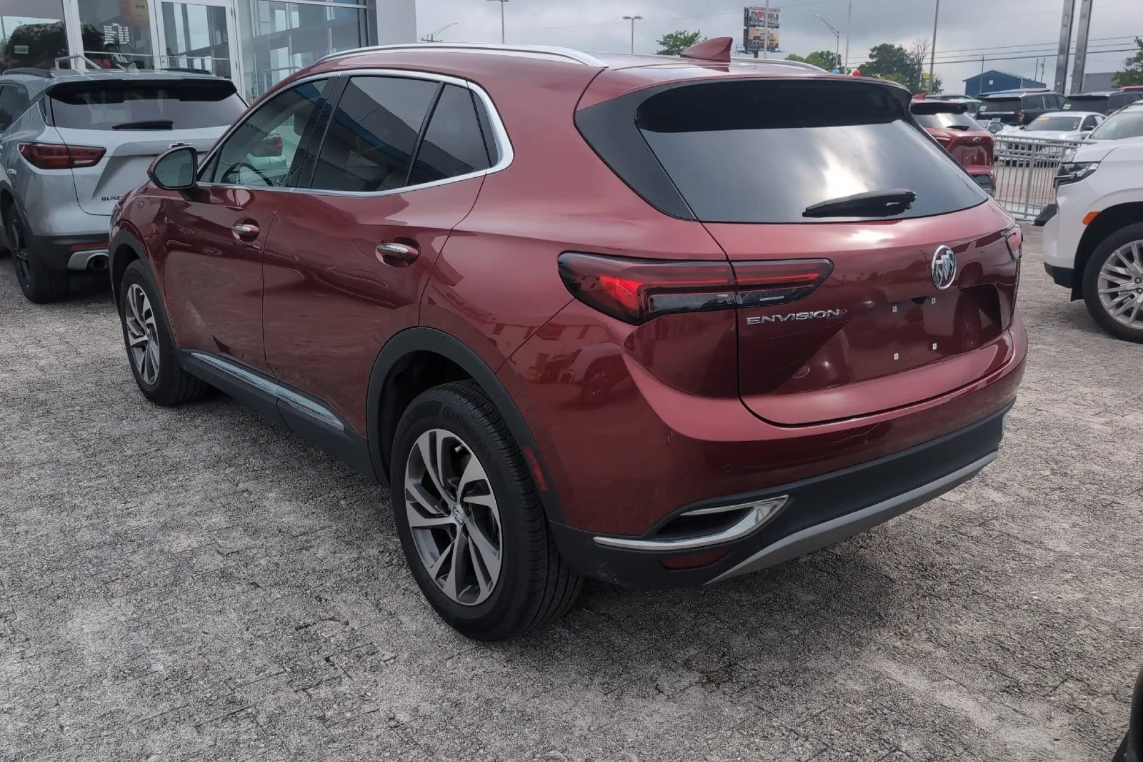Used 2023 Cinnabar Metallic Buick Essence image 8