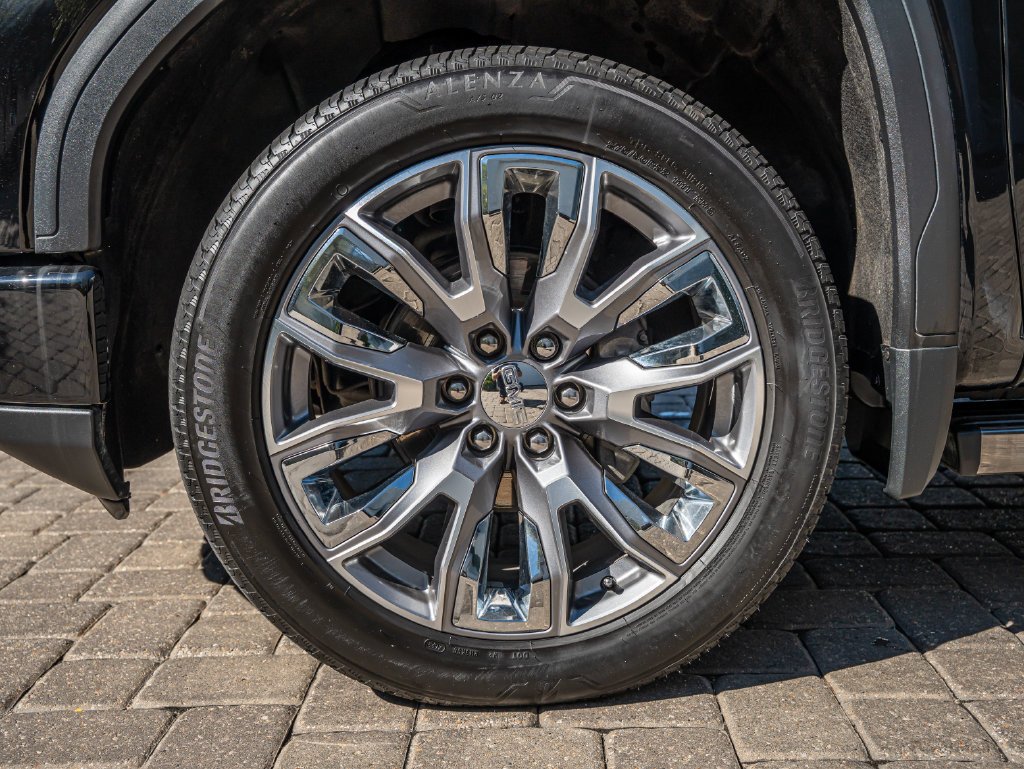 Used 2024 Onyx Black GMC Denali image 13