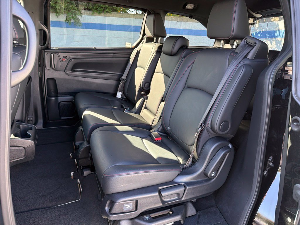 2025 Honda Odyssey Sport L - Photo 19