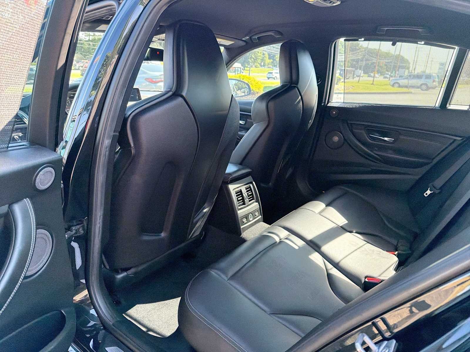 Used 2016 Black BMW  image 12