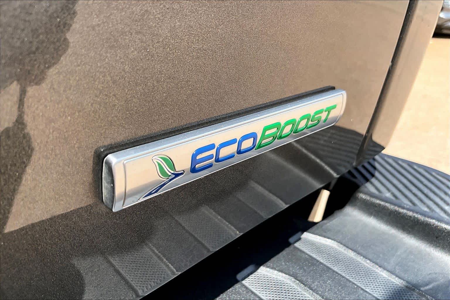 Used 2018 Magnetic Metallic Ford XLT image 10