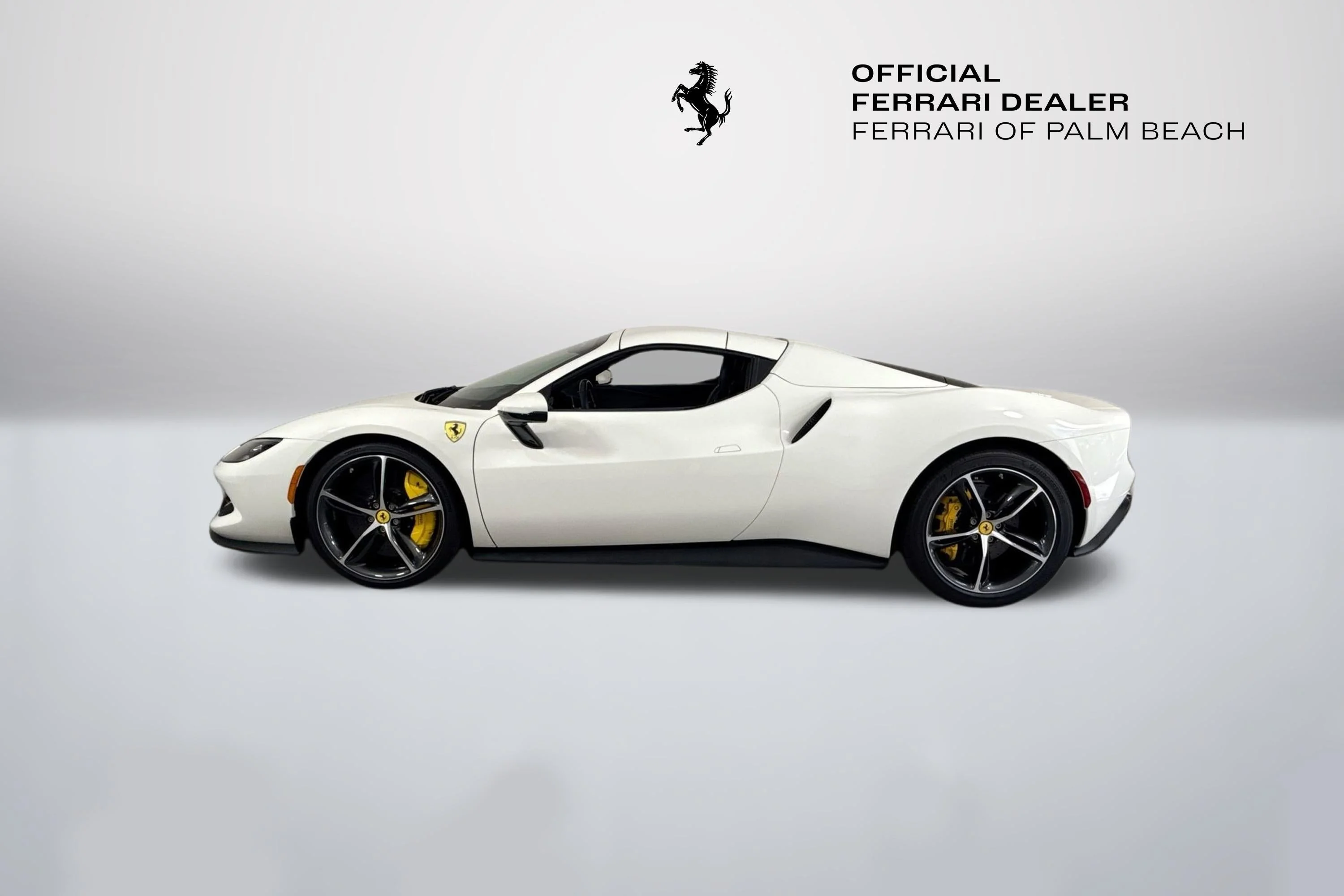 Certified Used 2025 Bianco Avus Ferrari  image 4