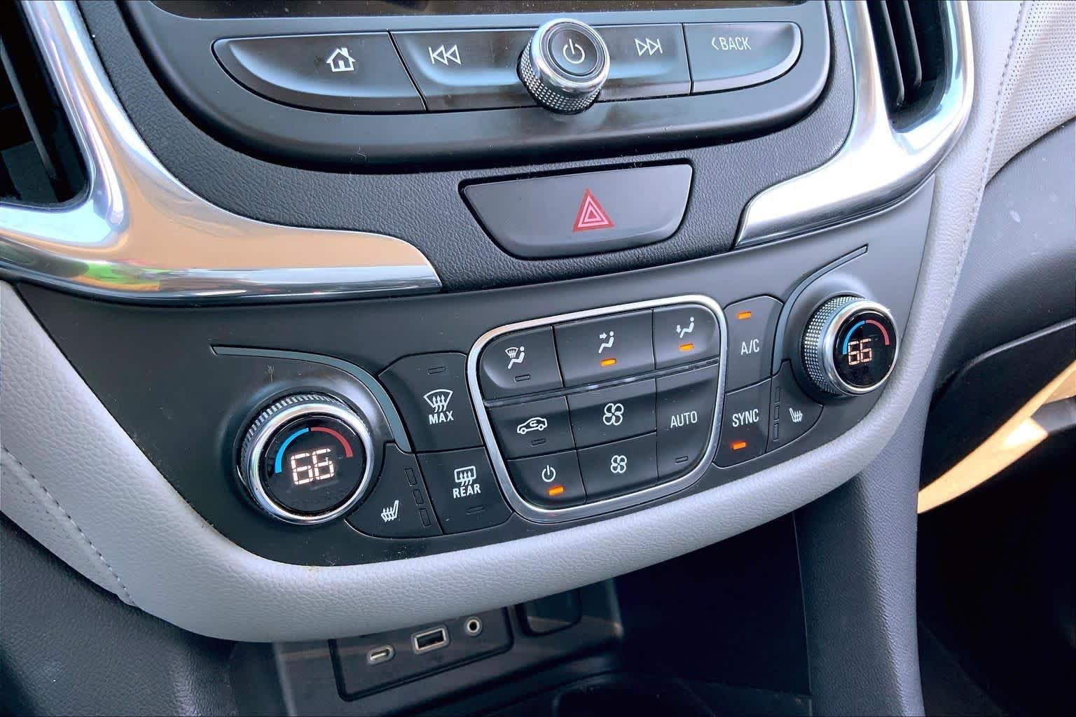 Used 2020 Iridescent Pearl Tricoat Chevrolet Premier image 33