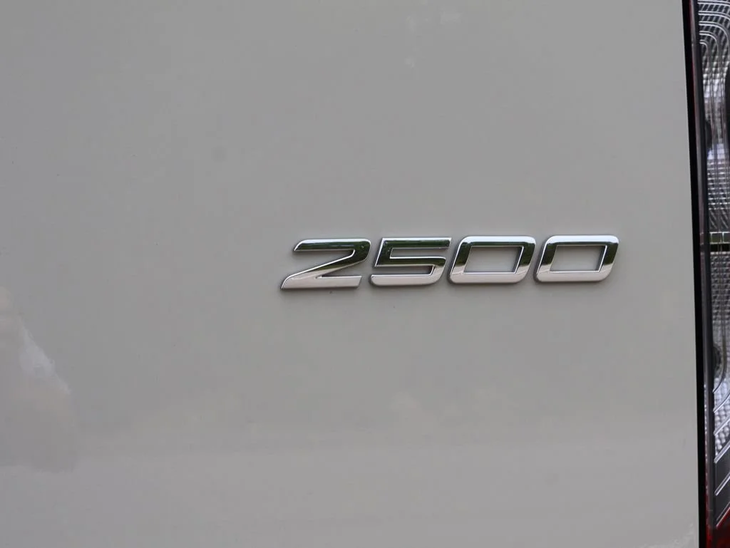 New 2026 Pebble Gray Mercedes-Benz Cargo 144 WB image 57