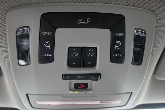 Used 2022 Gray Toyota XLE image 46