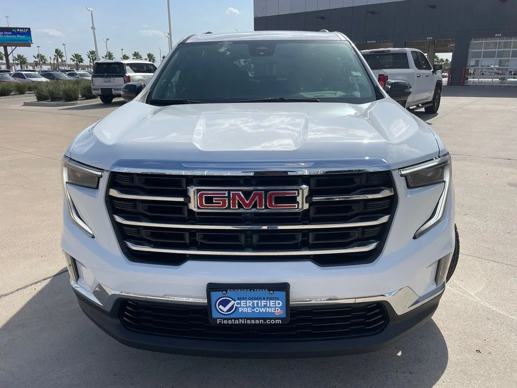 Used 2024 White GMC Elevation image 2