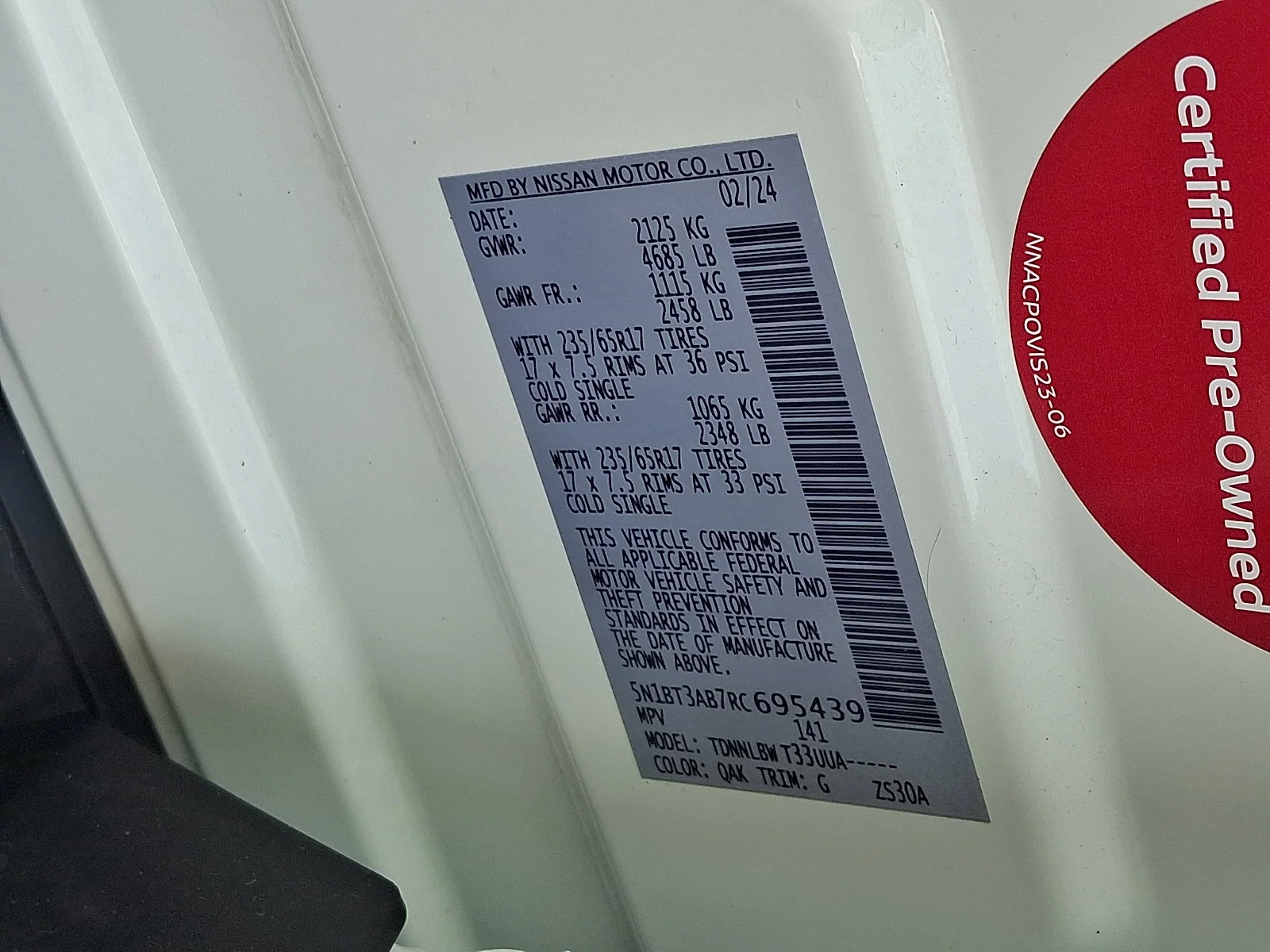 Used 2024 Glacier White Nissan S image 25
