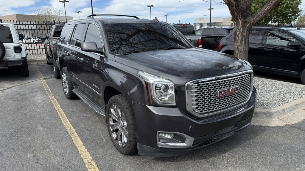 2016 GMC Yukon 4WD Denali's photo