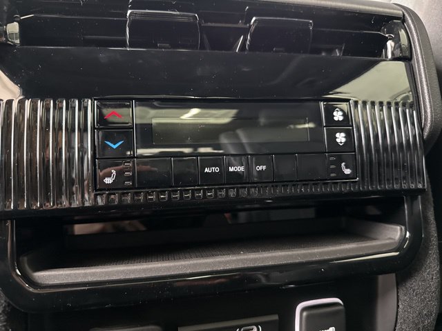 New 2026 High Gloss Black Exterior Paint Jeep Limited Altitude image 21