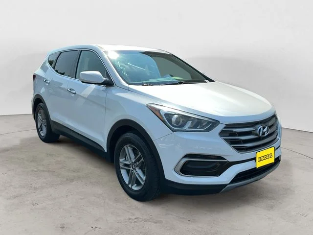 Used 2017 White Hyundai 2.4 Base image 3