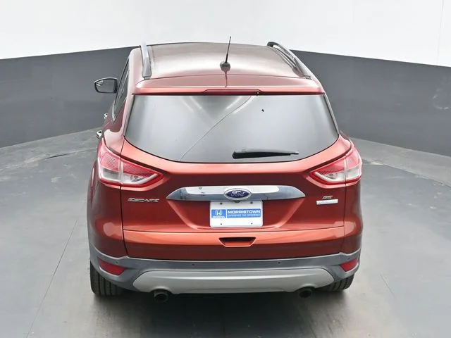 Used 2016 Orange Ford SE image 34