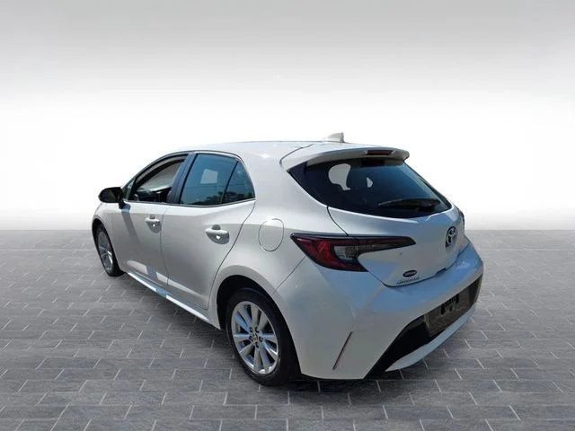 Used 2025 White Toyota SE image 5