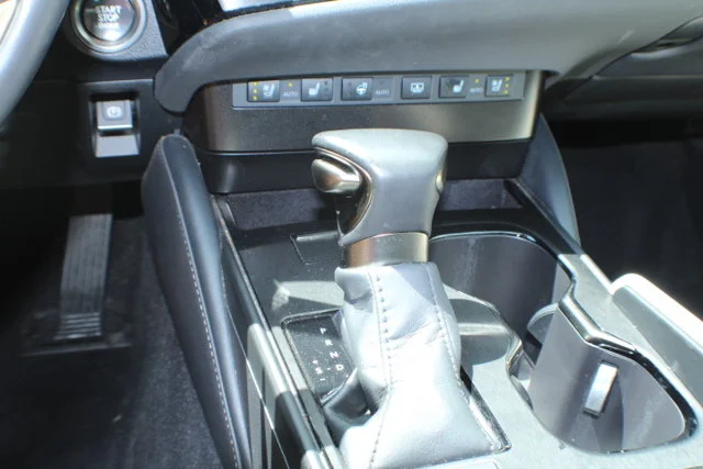 Used 2024 Obsidian Lexus ES 350 Ultra Luxury image 11