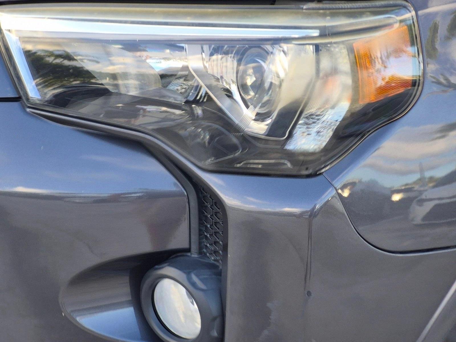 Used 2018 Magnetic Gray Metallic Toyota SR5 image 7