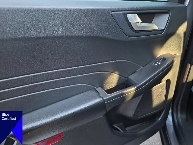 Used 2021 Gray Ford SE image 28