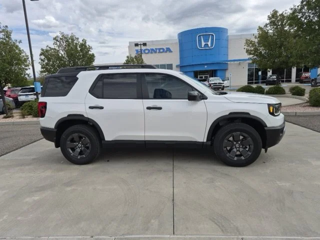 New 2026 Platinum White Pearl Honda RTL image 9