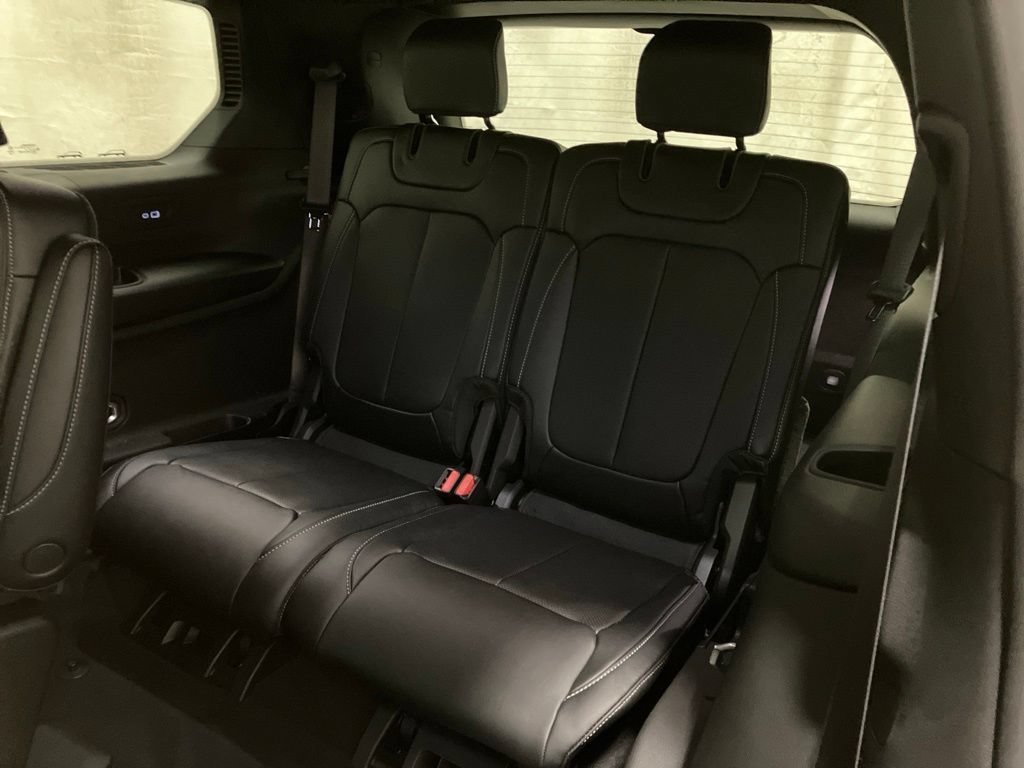 New 2026 Copper Shino Metallic Clear-Coat Exterior Paint Jeep Limited Reserve image 16