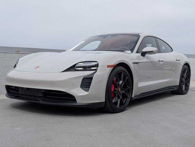 2024 Porsche Taycan GTS