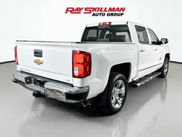 Used 2018 SUMMIT WHITE Chevrolet LTZ image 7