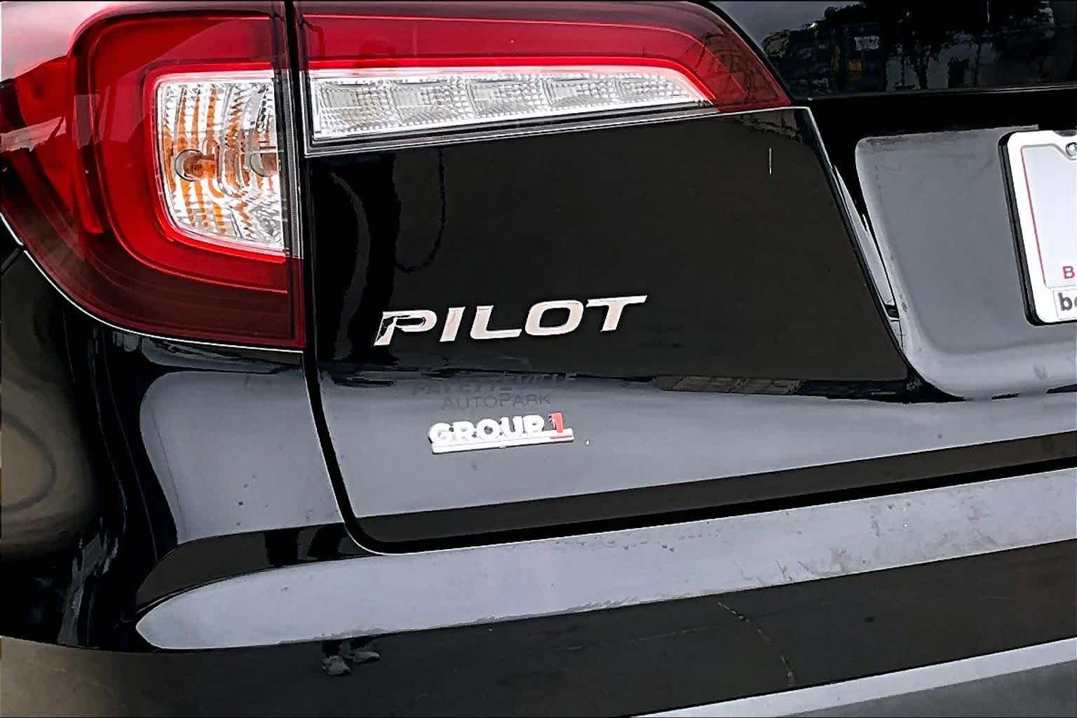 Used 2022 Crystal Black Pearl Honda Sport image 30