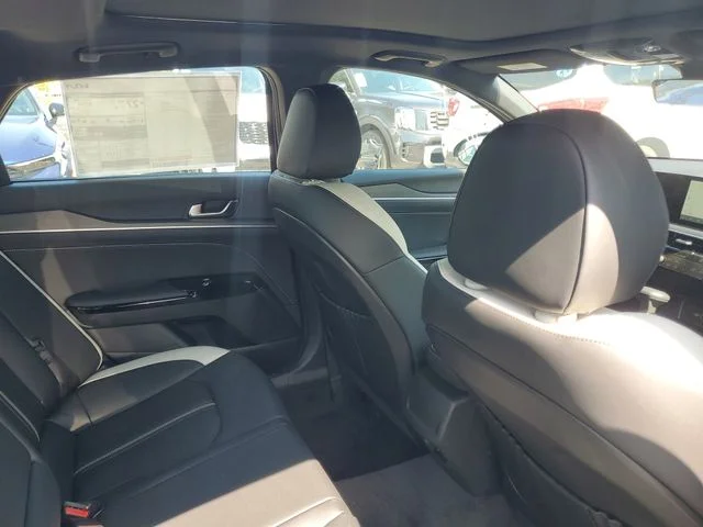 2025 Kia K5 GT-Line - Photo 28
