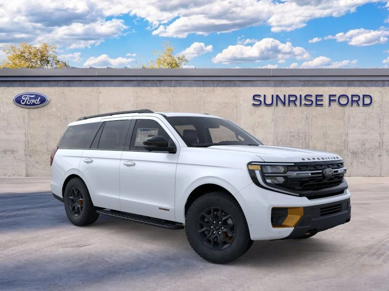 New 2026 Star White Metallic Tri-Coat Ford Tremor® image 7