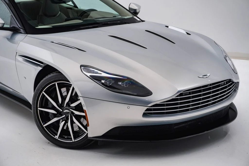 Used 2017 Lightning Silver Aston Martin Launch Edition image 4