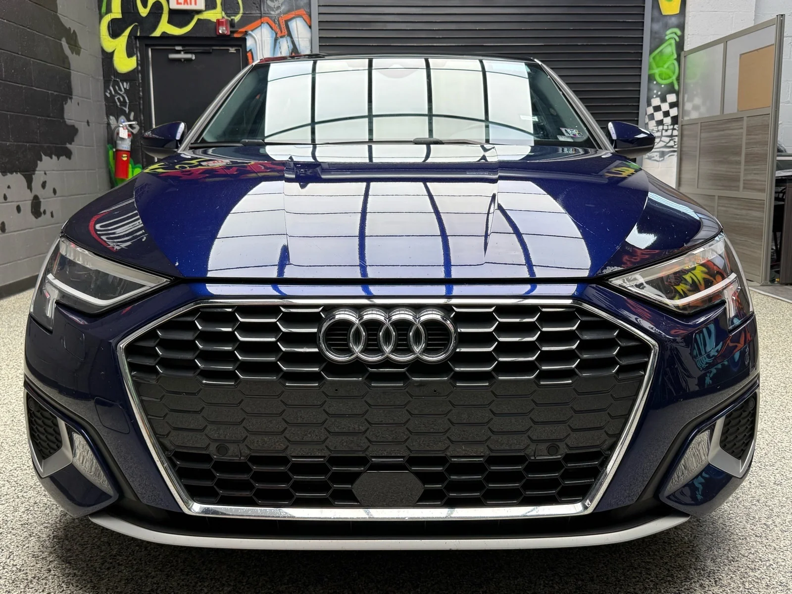 Used 2024 Navarra Blue Metallic (2d2d) Audi Premium 40 TFSI image 2
