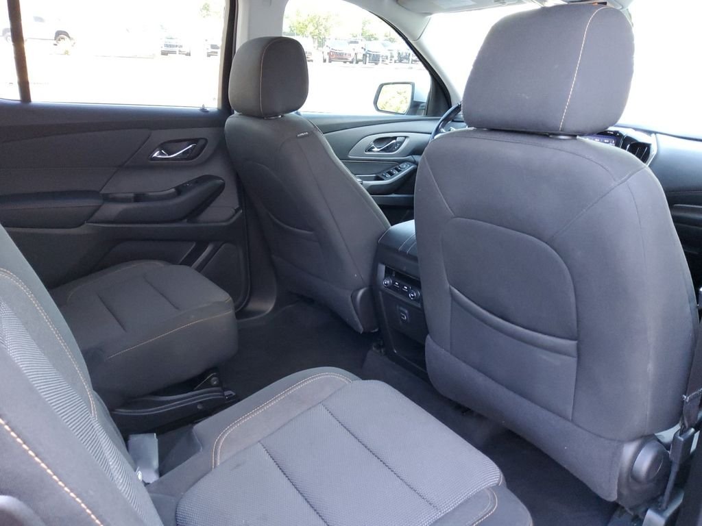 Used 2021 Silver Chevrolet LT image 17