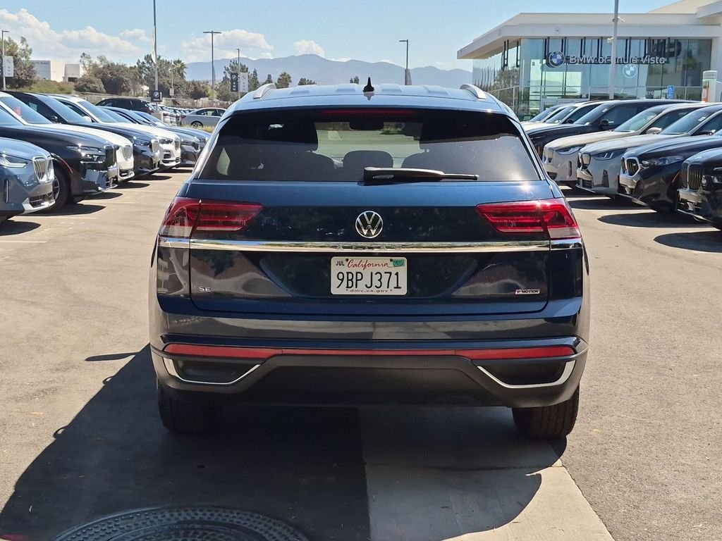 Used 2022  Volkswagen 2.0T SE image 7