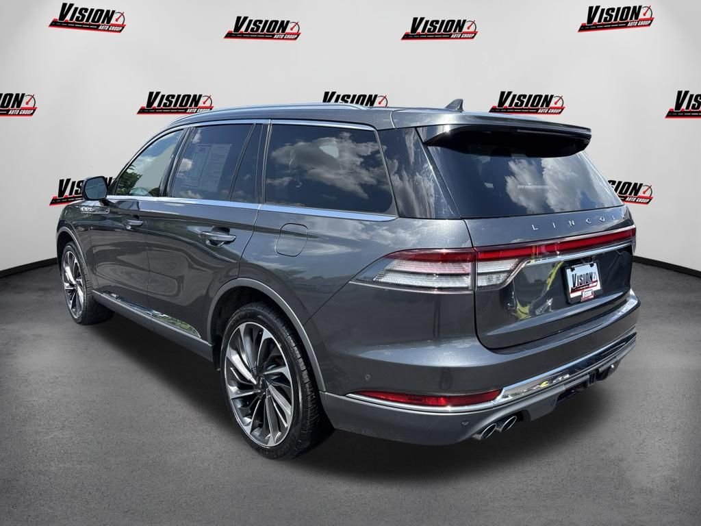 Used 2020 Gray Lincoln Reserve image 7