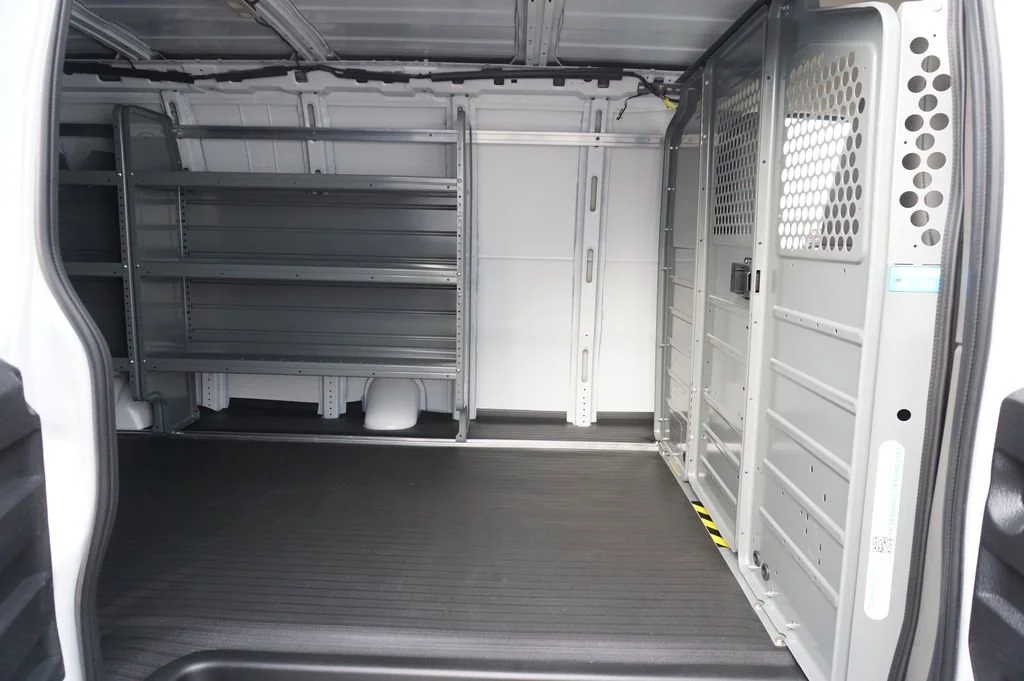 2025 Chevrolet Express Cargo Work Van - Photo 19