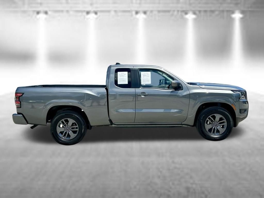 Used 2025 Gray Nissan SV image 5