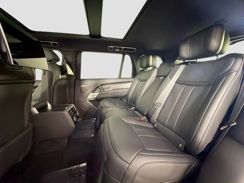 Used 2026 Black Land Rover Autobiography image 26