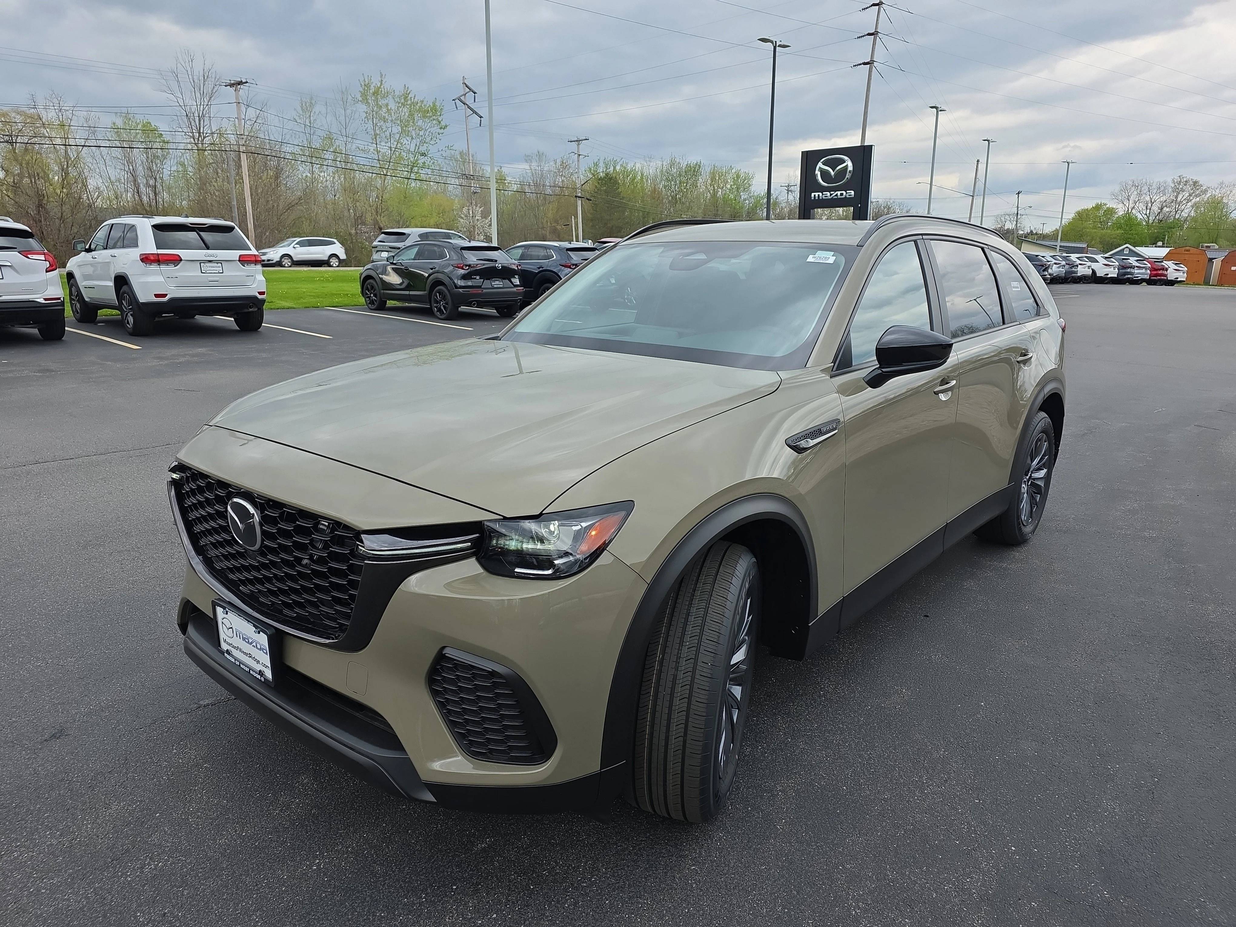 New 2026 Zircon Sand Metallic Mazda SC AWD image 4