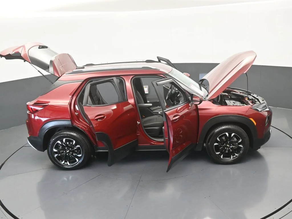 Used 2023 Crimson Metallic Chevrolet LT image 66