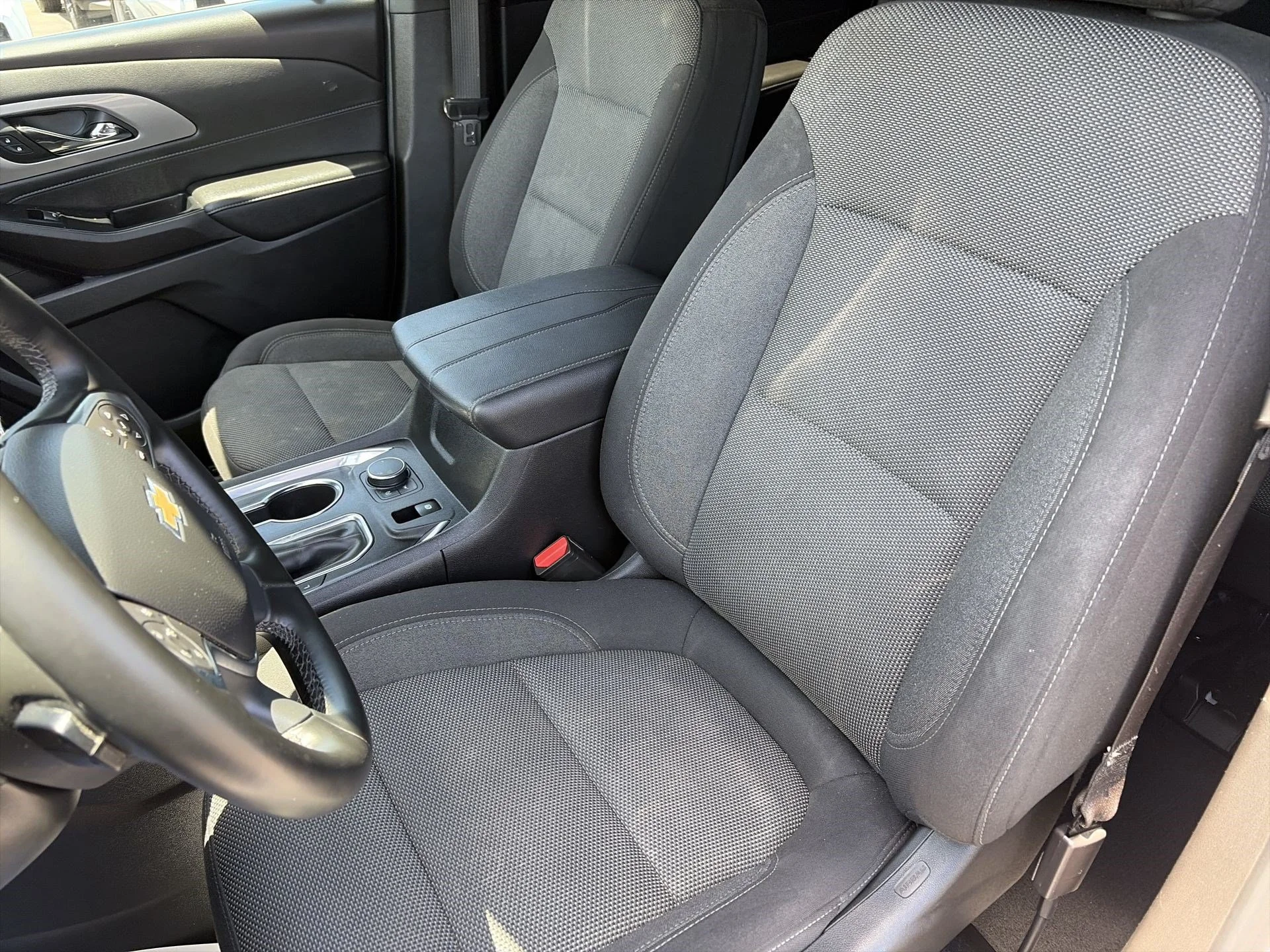 Used 2023 Summit White Chevrolet LT Cloth image 22