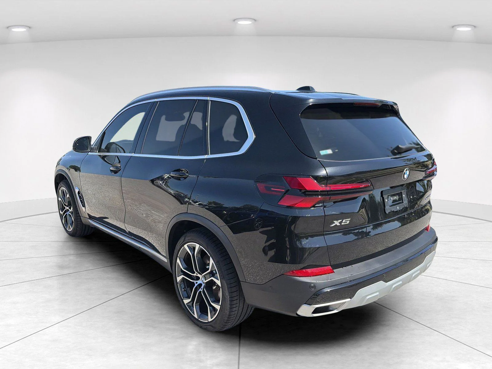 New 2026 Black Sapphire Metallic BMW sDrive40i image 6