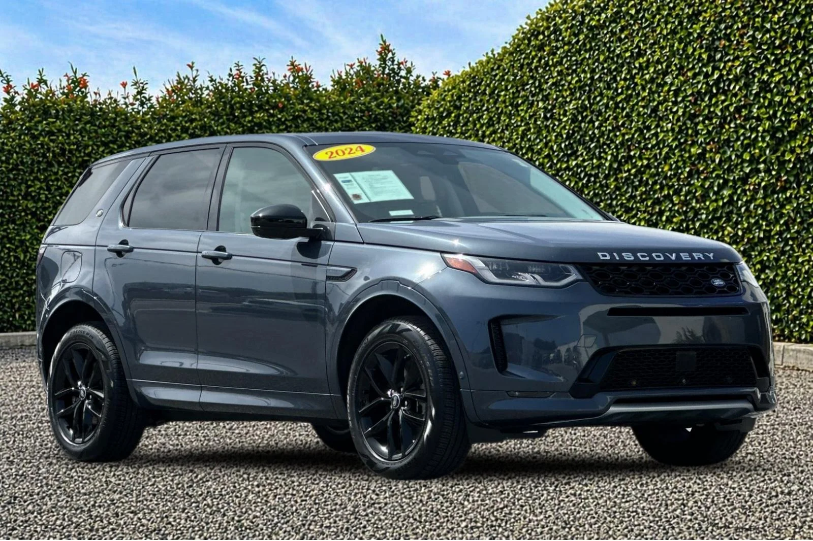 Used 2024 Blue Land Rover S image 1