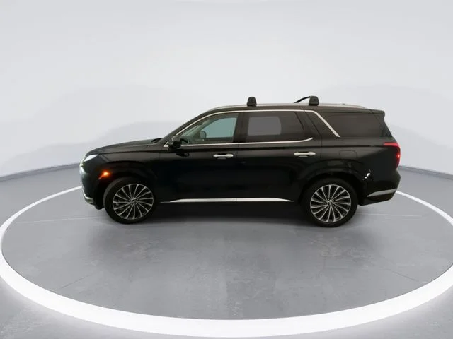 Used 2023 Black Hyundai Calligraphy image 3