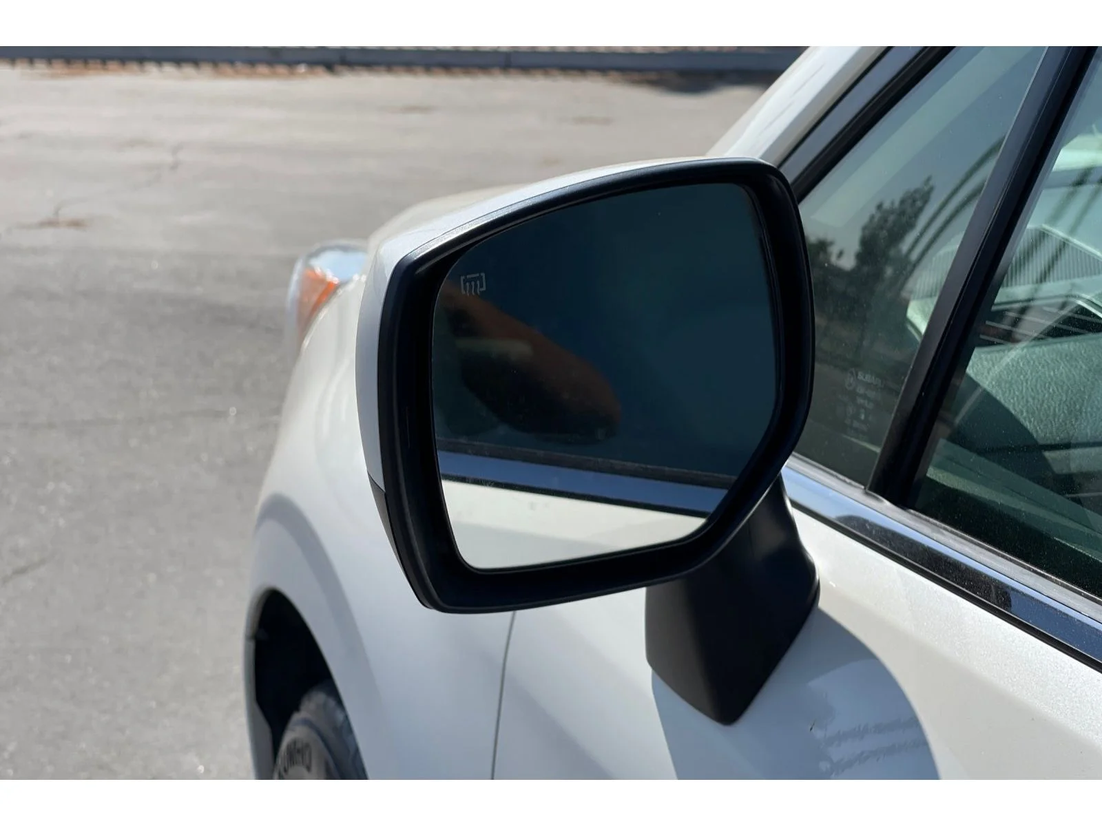 Used 2015 Satin White Pearl Subaru 2.5i Limited image 50