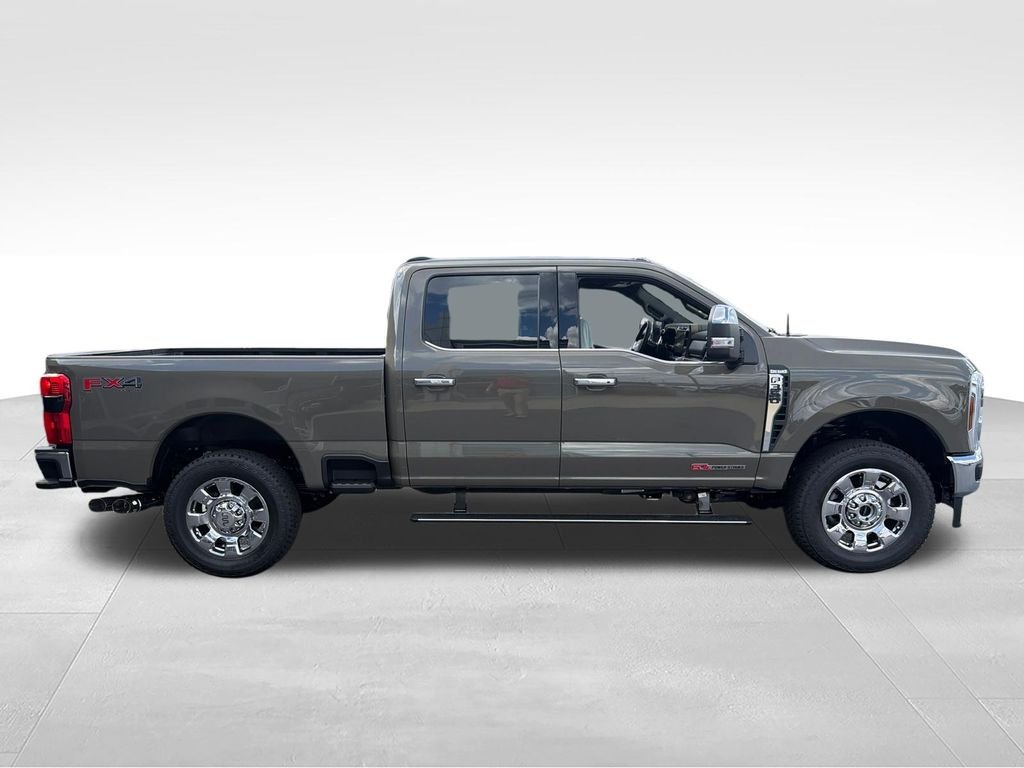 New 2026 Gray Ford King Ranch image 6