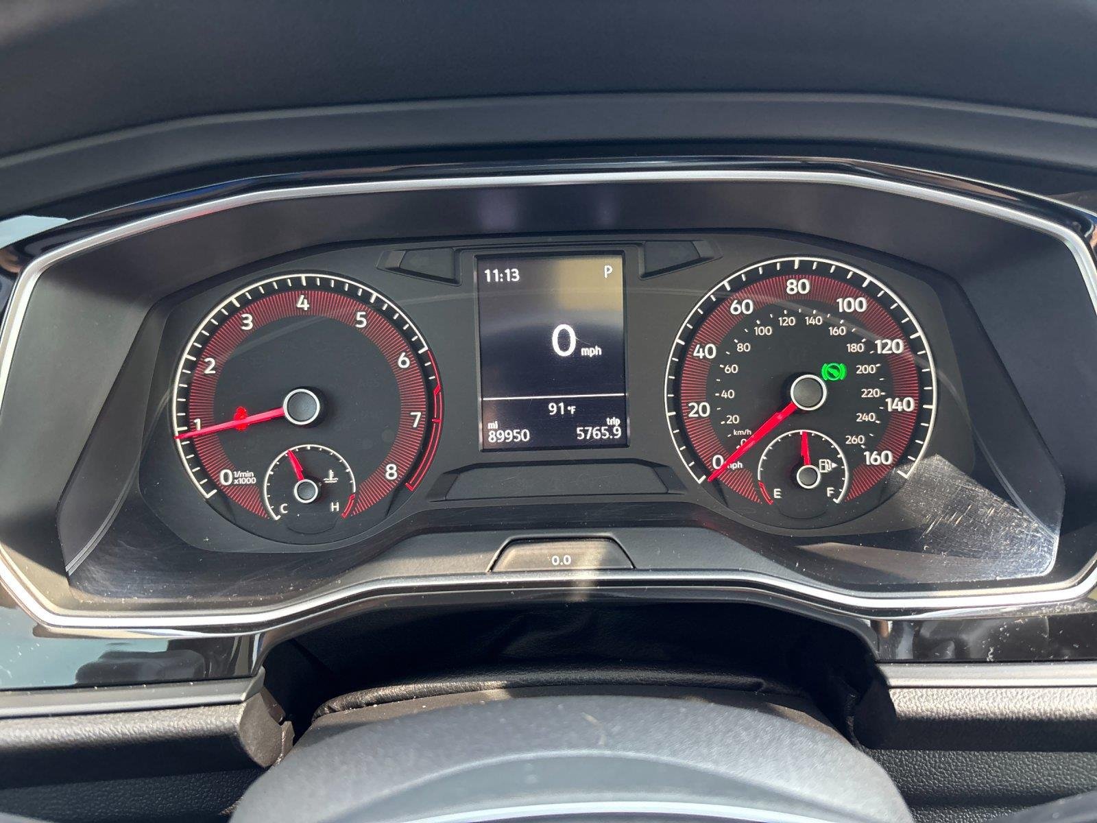 Used 2019 Pure White Volkswagen SE image 20