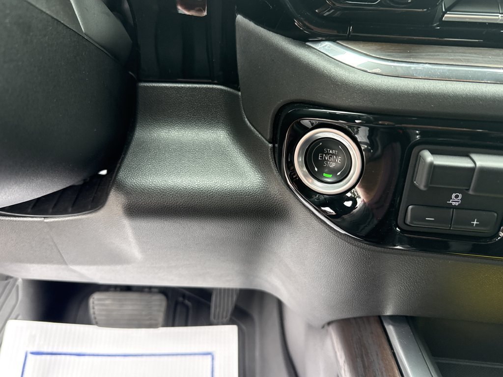 2024 GMC Sierra 1500 SLT - Photo 25