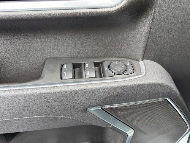 2025 Chevrolet Silverado 1500 LT - Photo 16