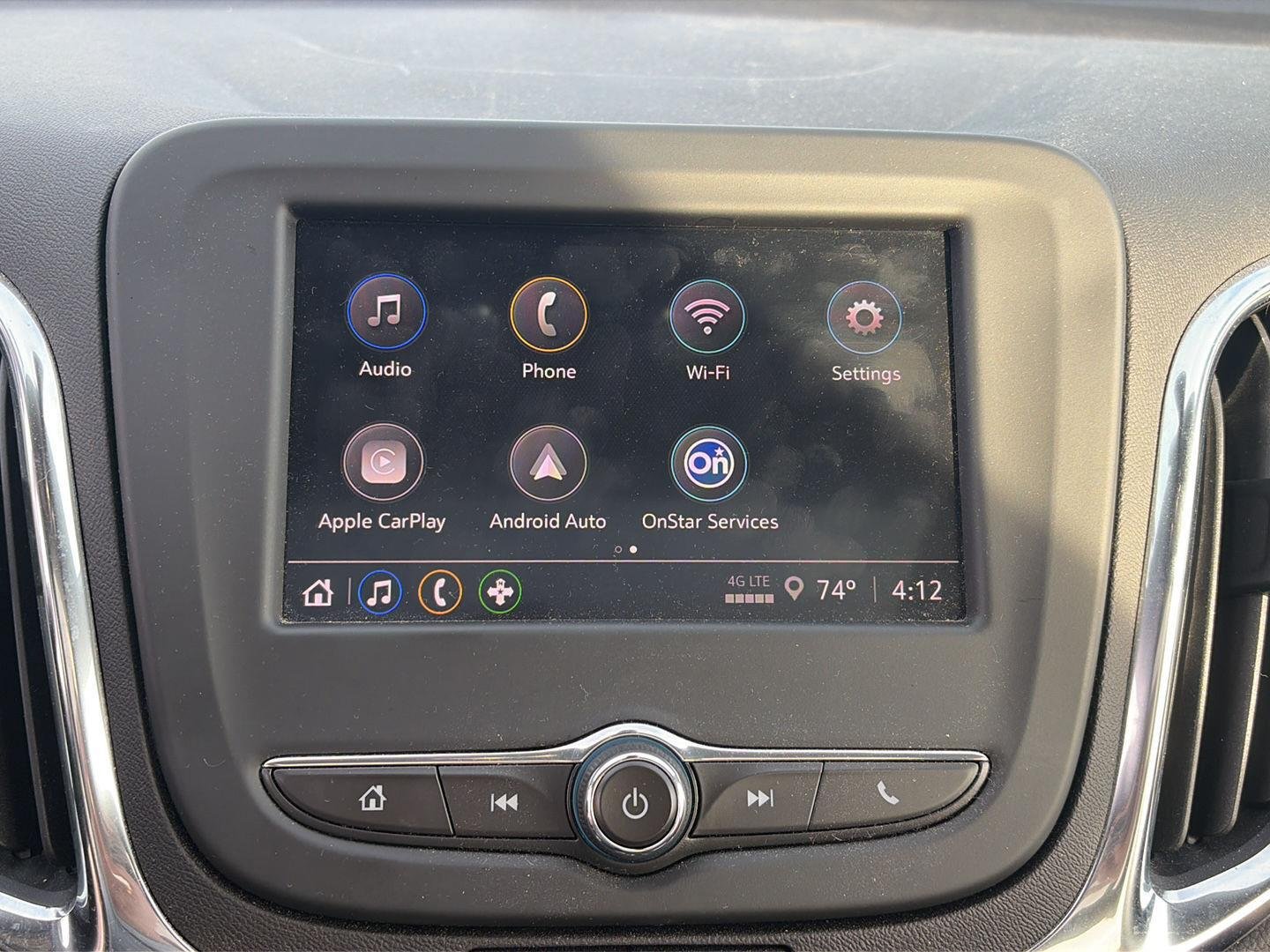 Used 2024 Lakeshore Blue Metallic Chevrolet LT image 18