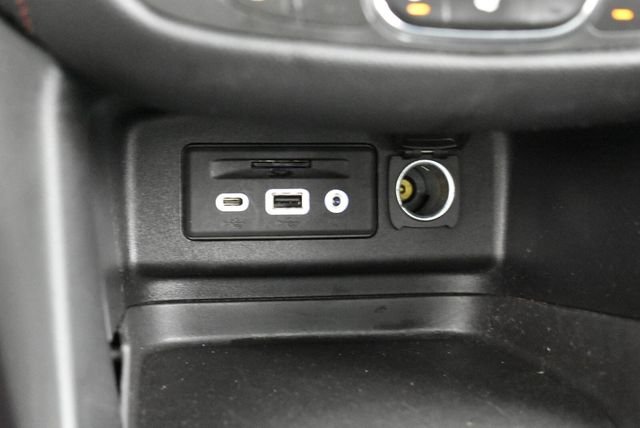 Used 2022 Silver Chevrolet RS image 41