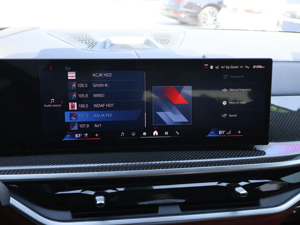 Used 2024 Alpine White BMW Competition image 22