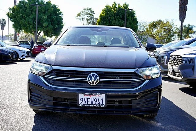 Used 2024 Black Volkswagen 1.5T SE image 4
